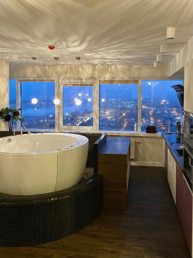 Sky Flat Jacuzzi 27 Floor Διαμέρισμα Κλαϊπέντα Εξωτερικό φωτογραφία